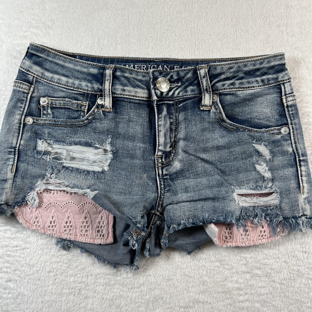 American Eagle Cut-Off Shorts Womens 4 Blue Denim Lace Distressed Shortie